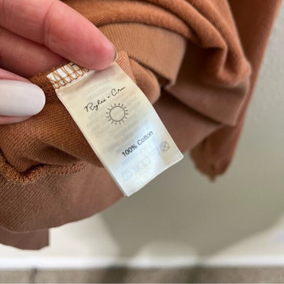 Rylee + Cru SET Terry Cloth 2 Piece Sweatshirt Shorts Terracotta Embroidered S - Picture 5 of 10